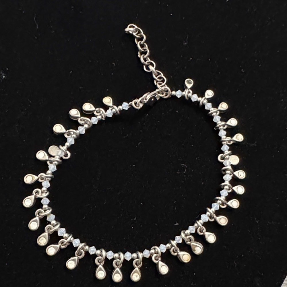 Elegant Silver Women's Bracelet